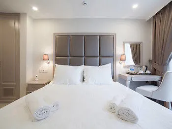 Otel Perla Galata 3*